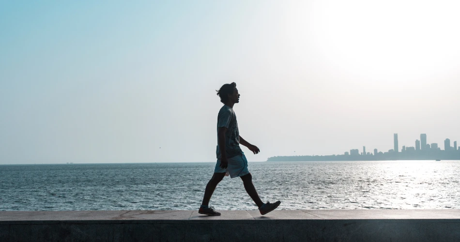 Worli Sea Face: Where Waves Meet City Lights