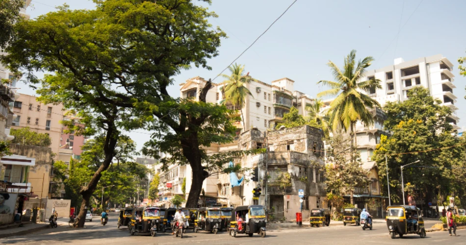 Unforgettable Pub Crawls in Colaba and Bandra
